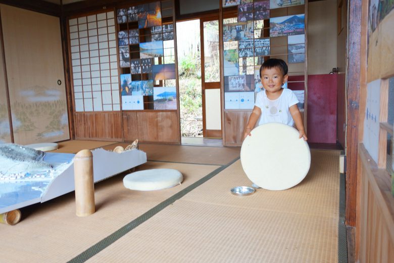 地元の子供も遊びにきてくれました